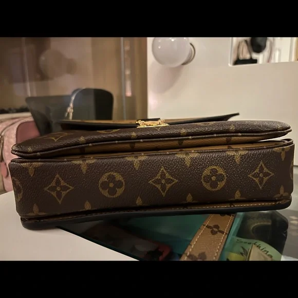 Selling Pochette Métis Monogram Reverse - Picture 4 of 7